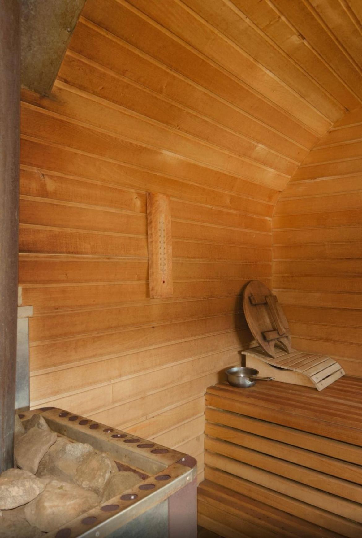 Hotel Three Korony Skhidnytsia Kültér fotó